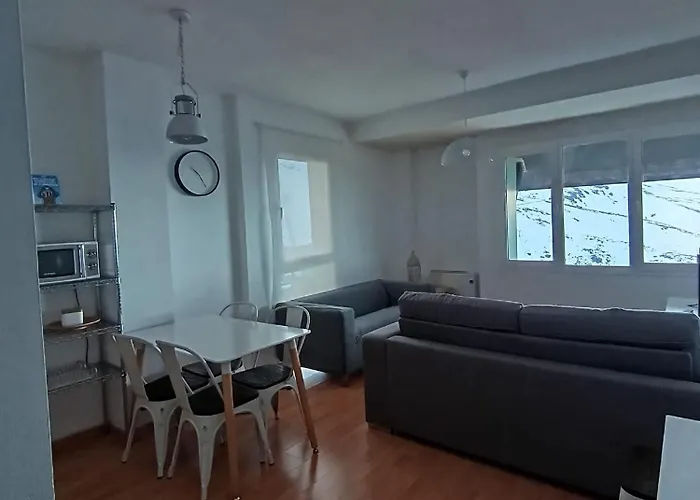 Serraneu Con Parking Y Wifi By Surynieve * Сьєрра-Невада